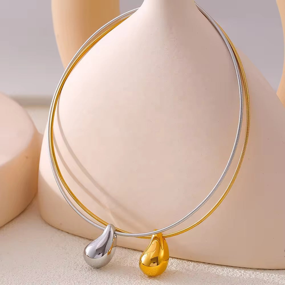 Teardrop Elegance Necklace - Silver