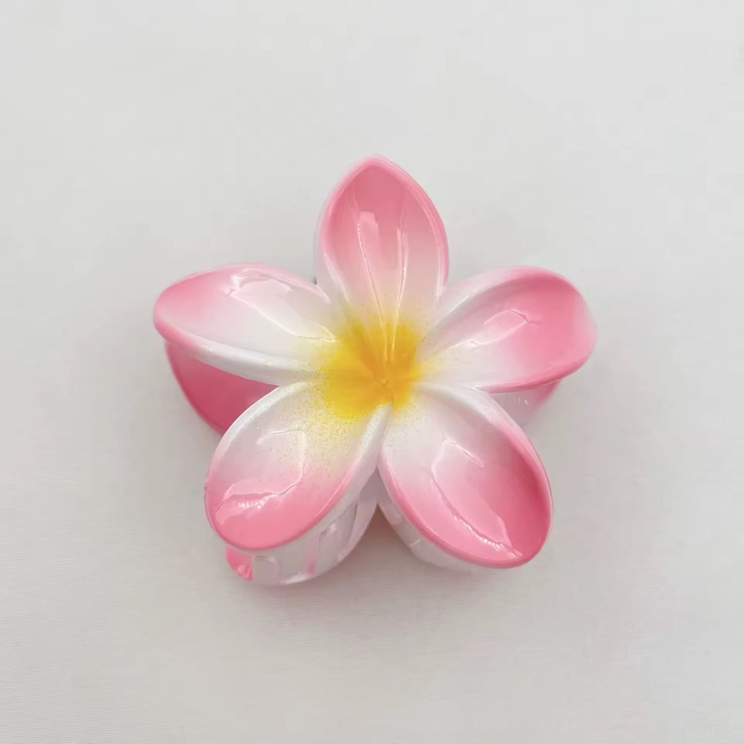 Ari Frangipani Hair Claws