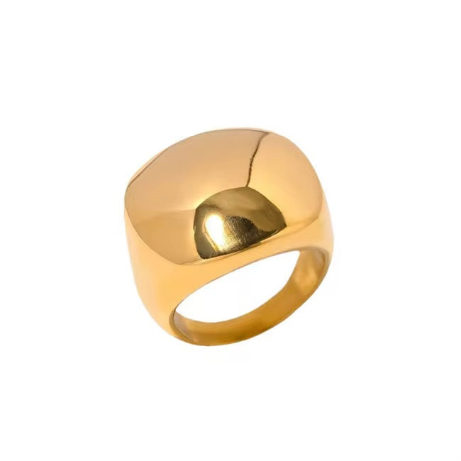 Aria Textured Chunky Ring