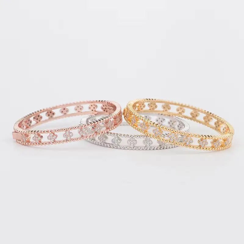 Classic Cut Clover Bracelet