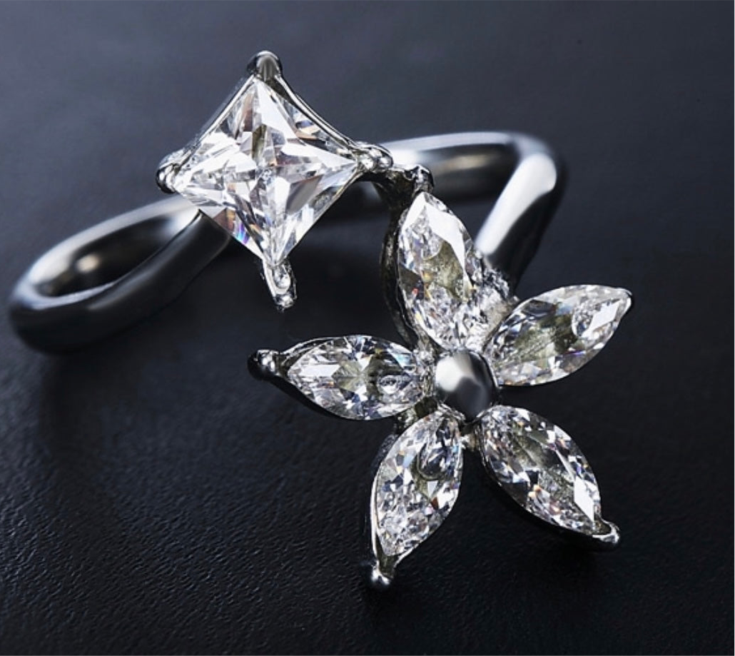 Celestia Bloom Ring