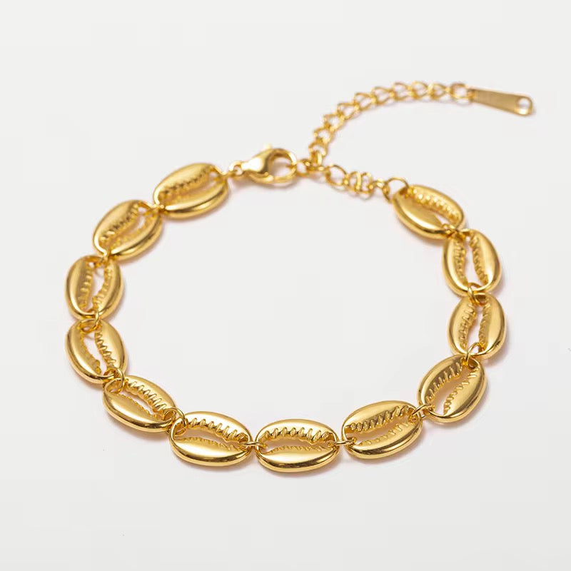 Hira Shell Bracelet