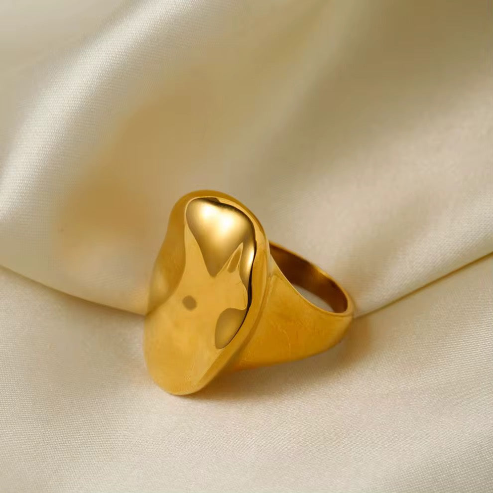Ameera Textured Chunky Ring