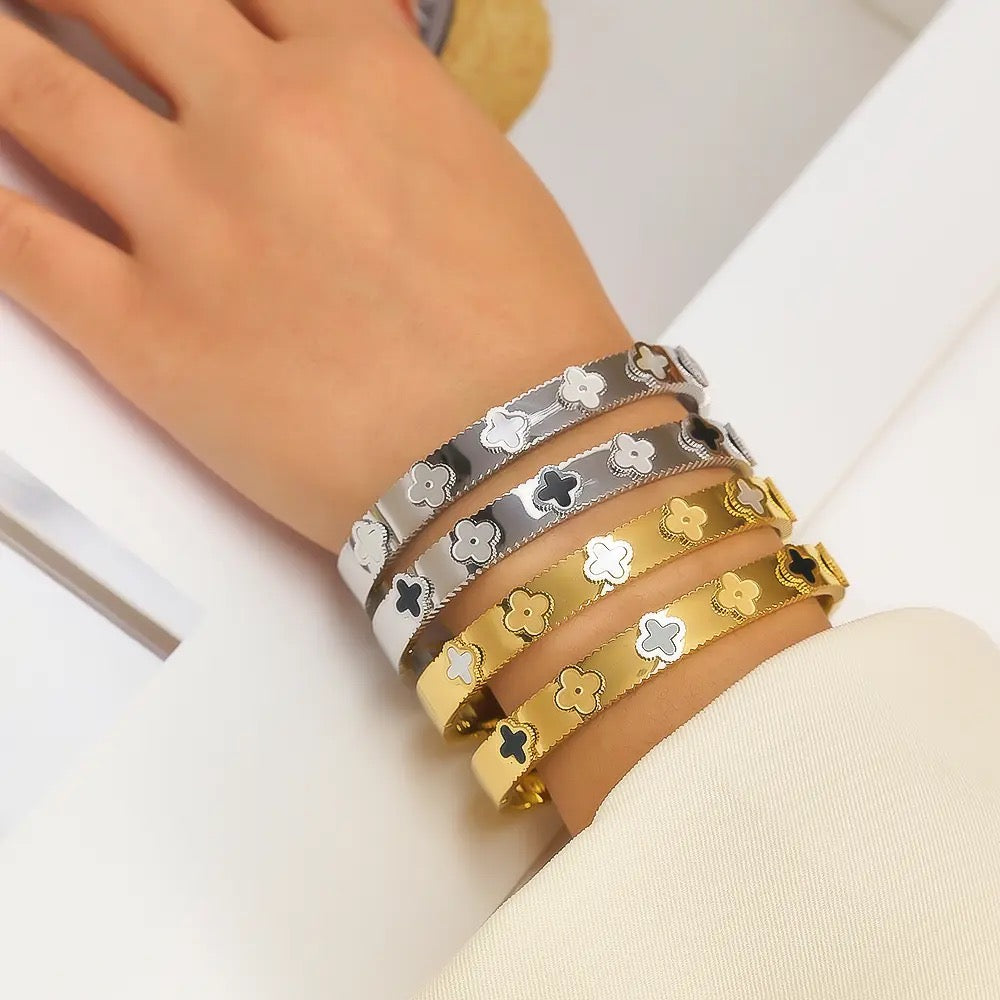 Clover 3D Bracelet