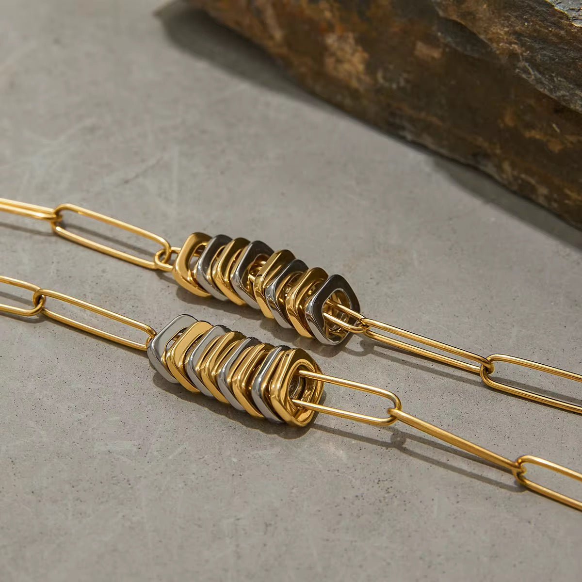 Modern Minimalist Two-Tone Jewelry Set (Necklace + Bracelet)