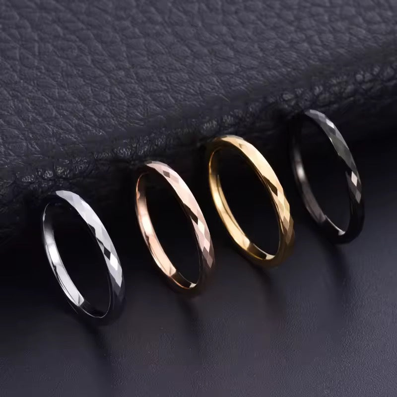 Diamond-Cut Tungsten Carbide Ring – 2MM (Gold)
