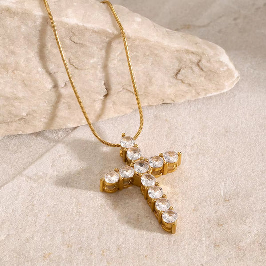 Cynthia Cross – Gold Zircon Pendant Necklace