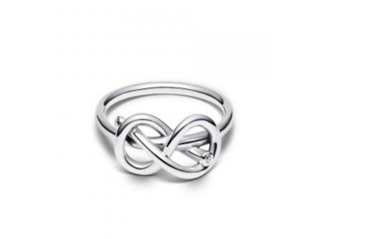 Infinity Luxe Ring (Preorder)