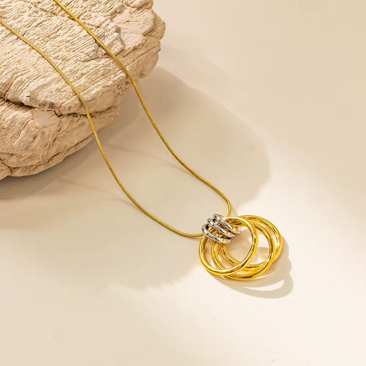 Amara Interlinked Necklace