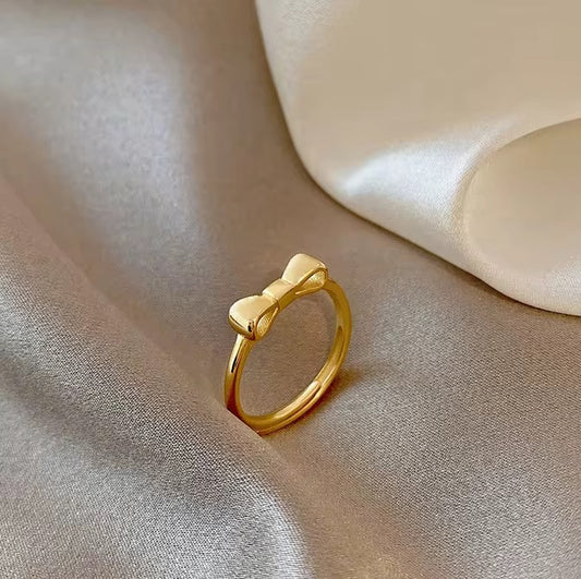 Belle Bow Ring
