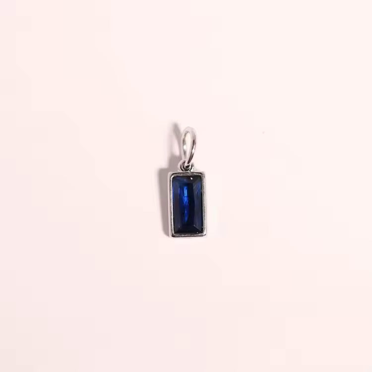 Vera Rectangular Birthstone Pendant (Silver)
