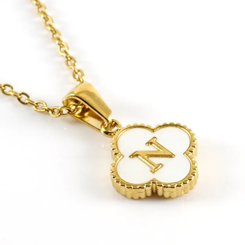 Clover Initial necklaces