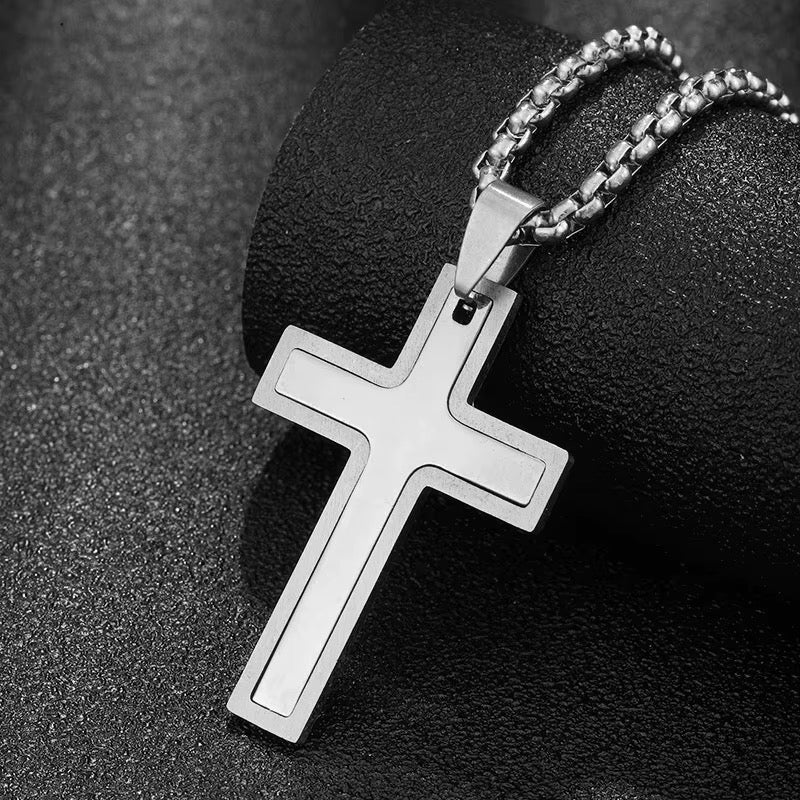 Cruz Cross Necklace