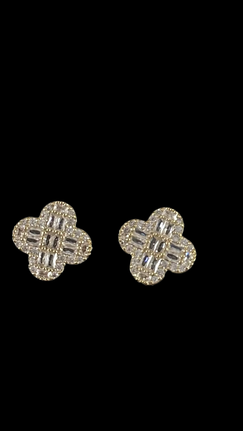 Zircon Clover Earrings