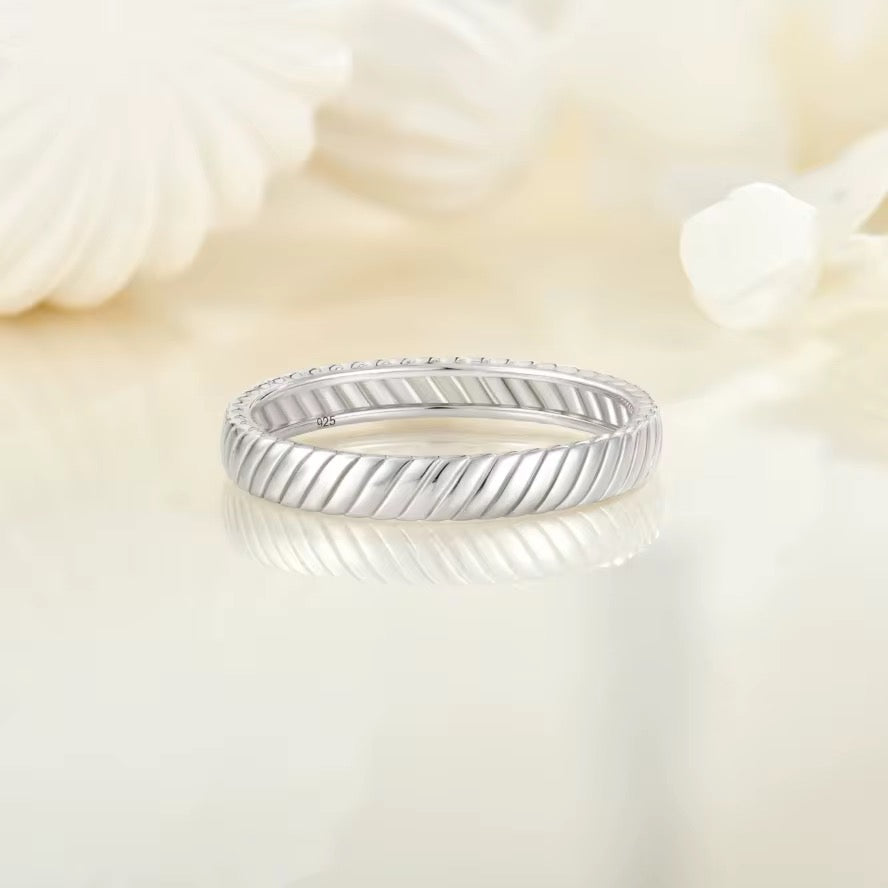 Aureline Twist Band